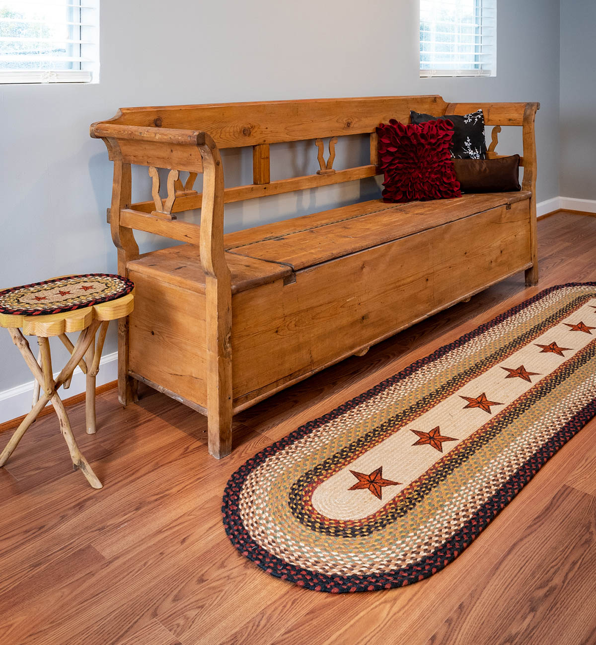 OP-019 Barn Stars Oval Rug | The Braided Rug Place